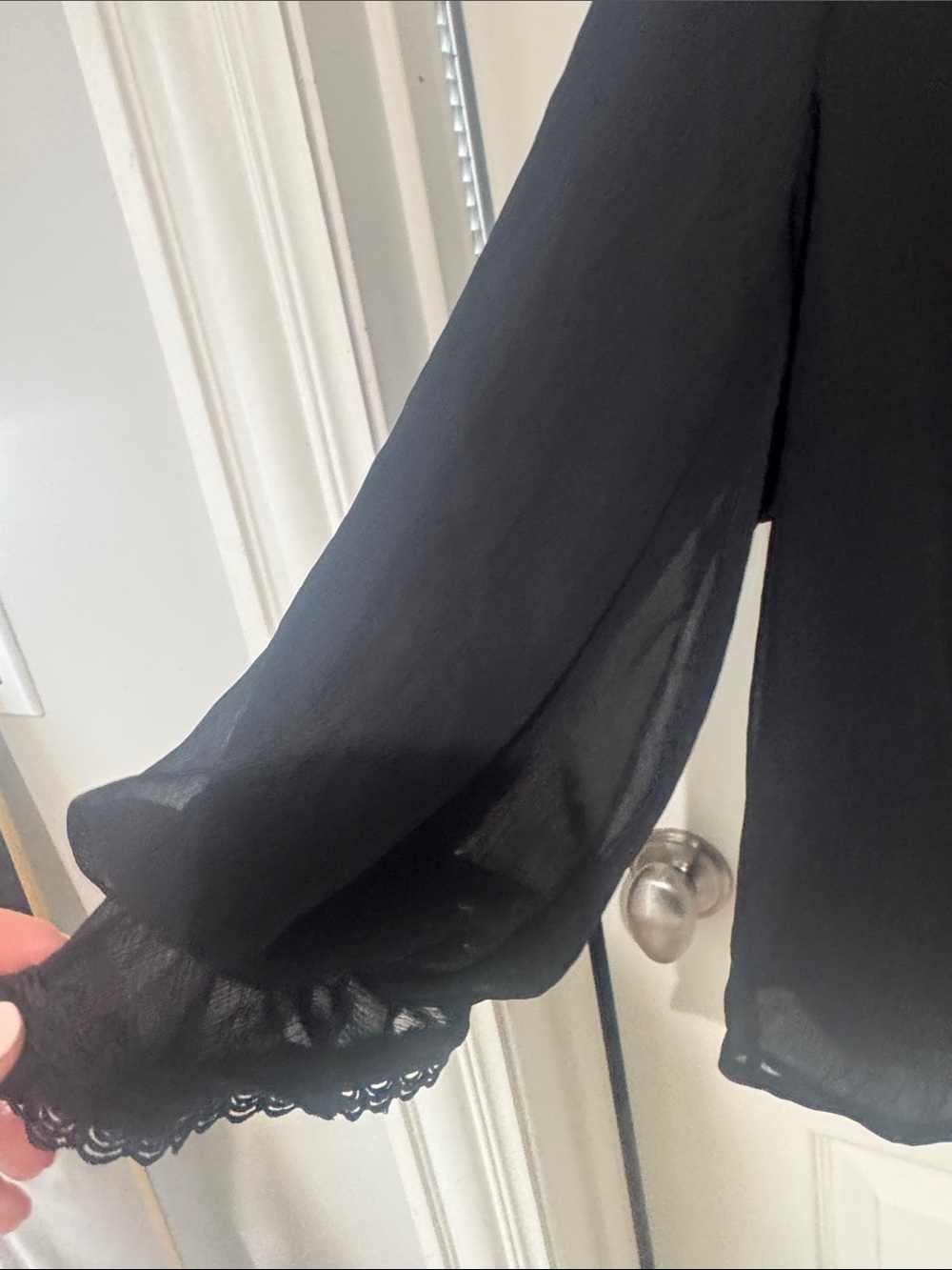 Set!!!
Ruffled V-Neck Black Blouse&shorts - - Picture 4 of 4